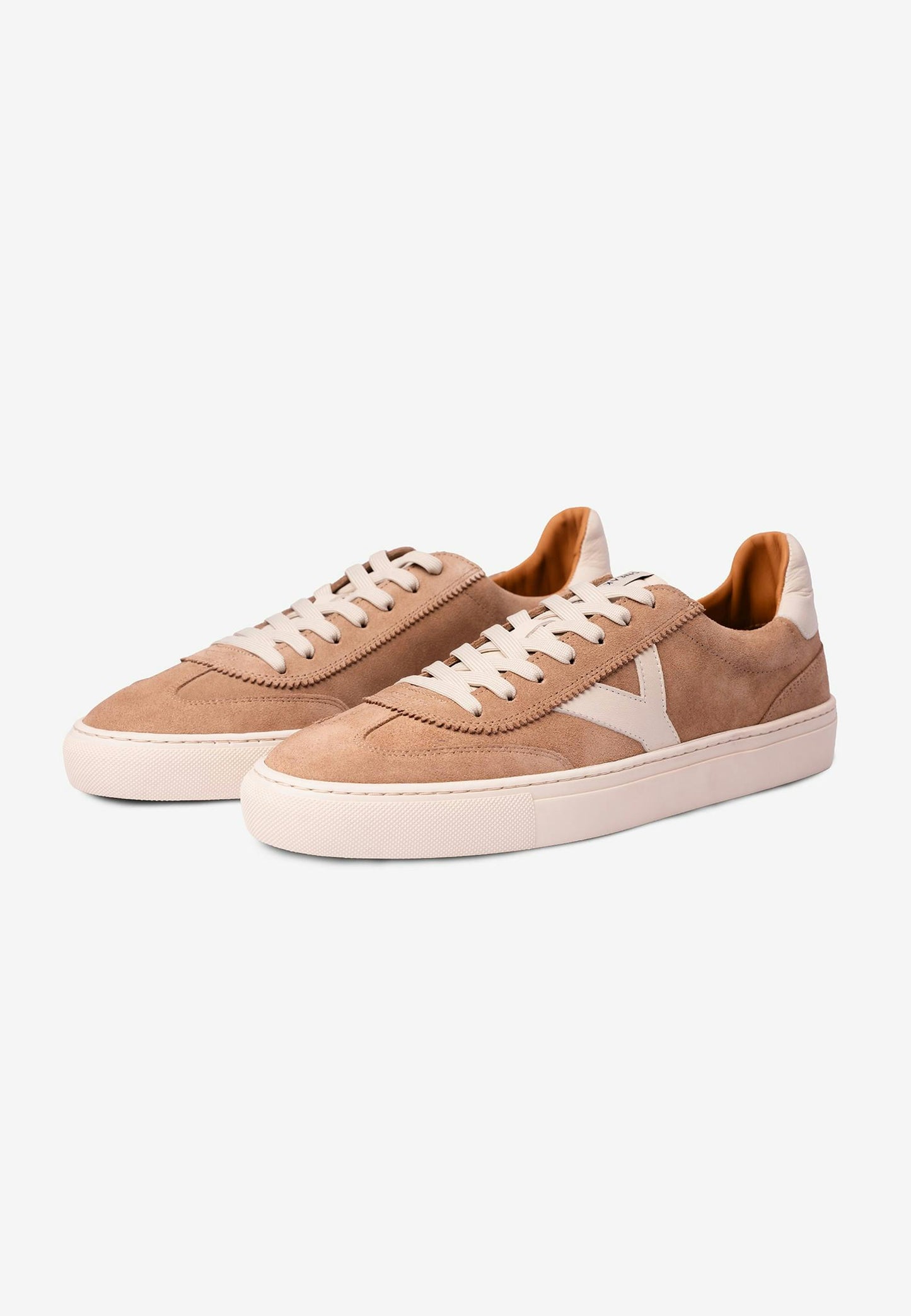 Sneaky Steve Milwauke Suede
Sand
1 699 kr