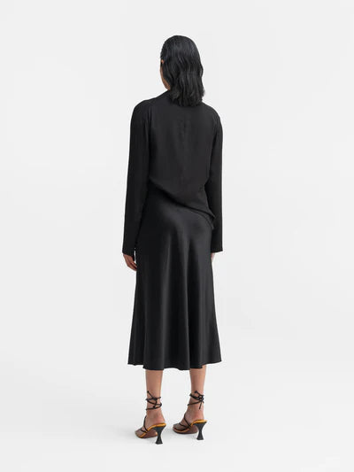 Hana satin silk skirt black