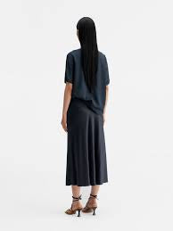 Ahlvar Thess Silk Tee Blue grey