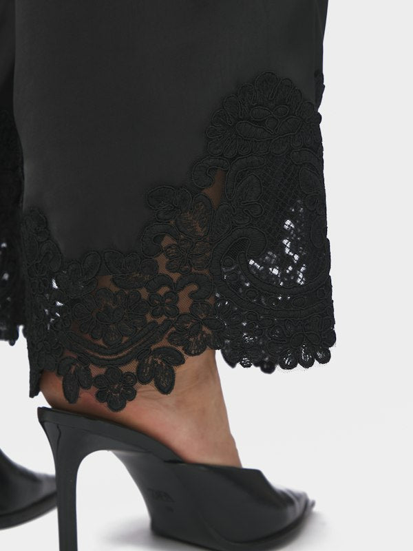 Neo Noir – Emery Heavy Sateen Lace Pants – Black