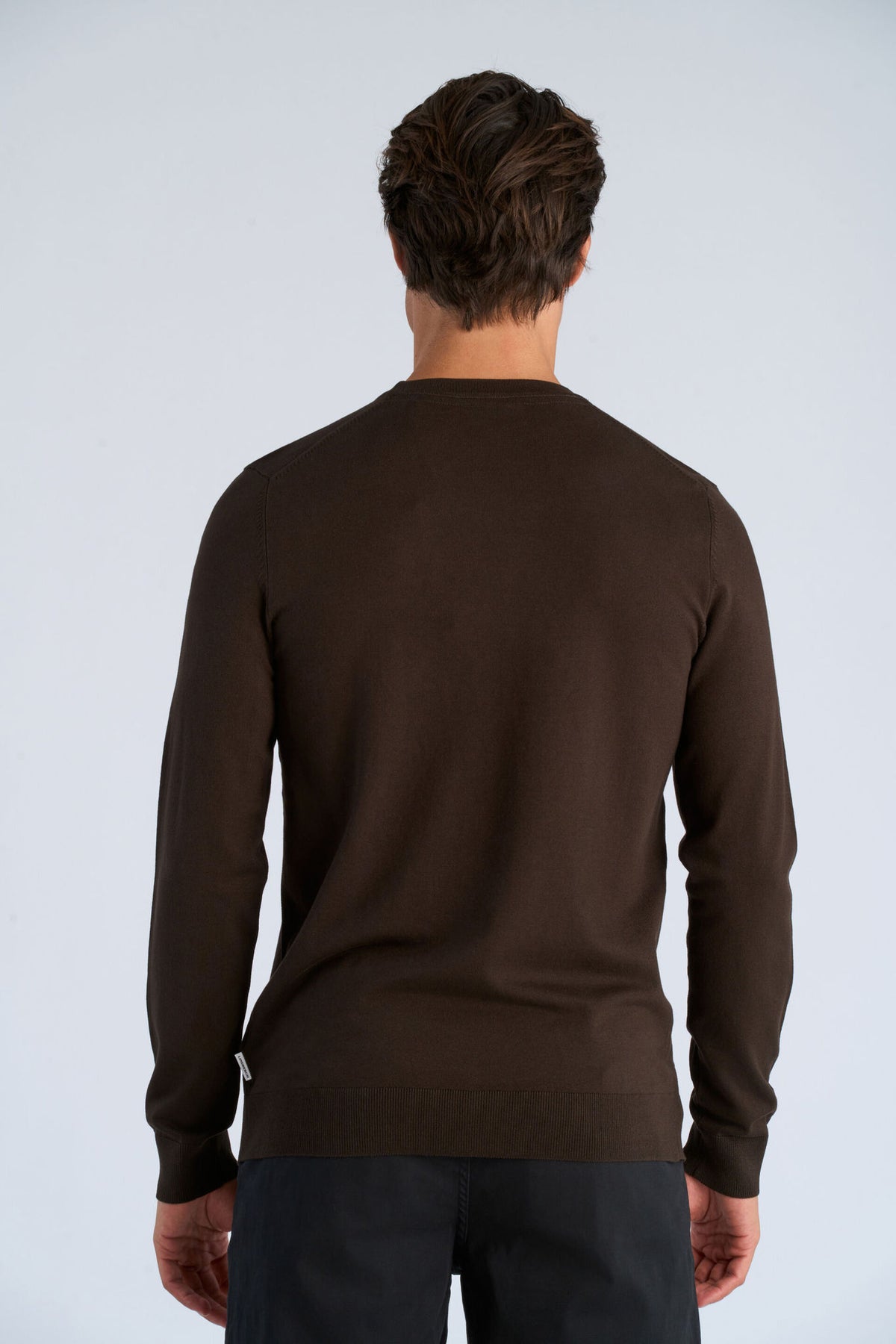 Lindbergh Soft Viscose Blend O-Neck Knit – Dark Brown