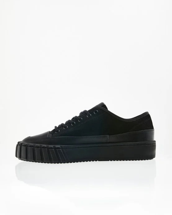 KARMA LOW U SUEDE BLACK