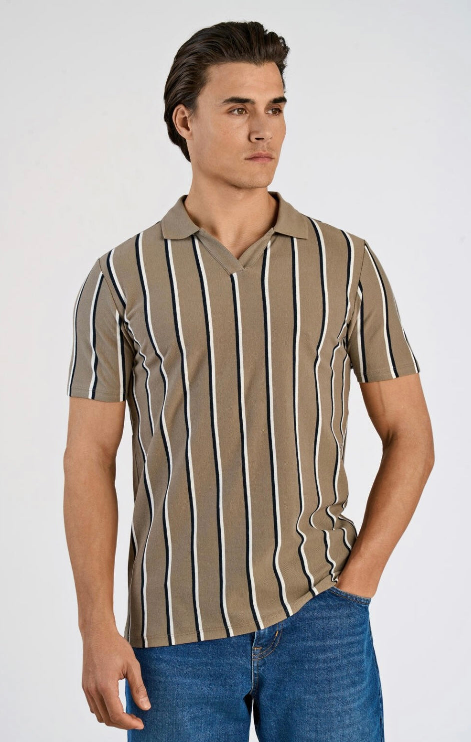 Pikétröja
Relaxed fit