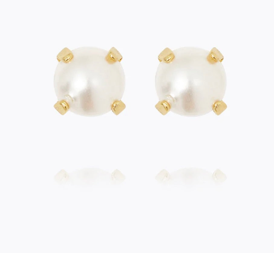 Mini Stud Earrings / Pearl