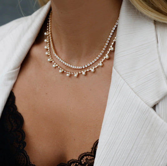 Lily Necklace / Pearl