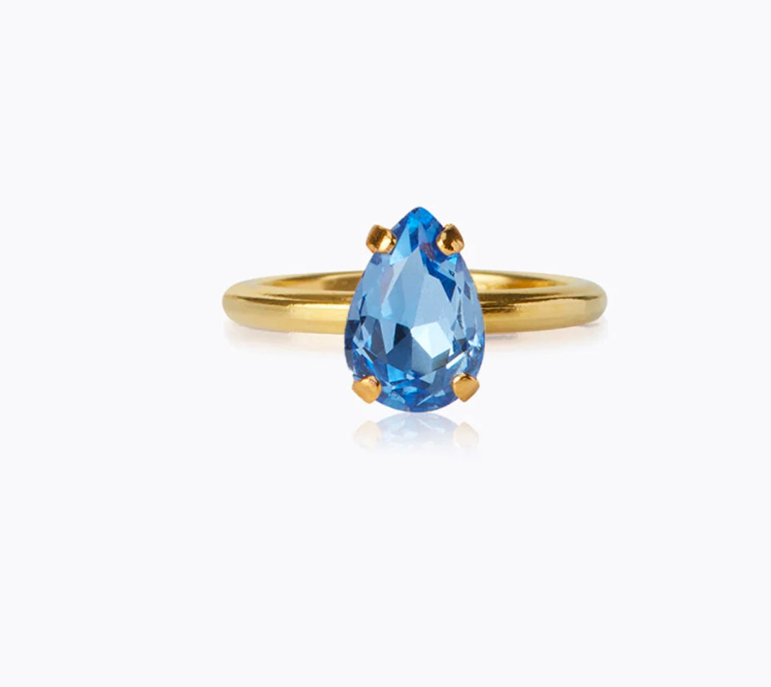 Petite ring gold lapis