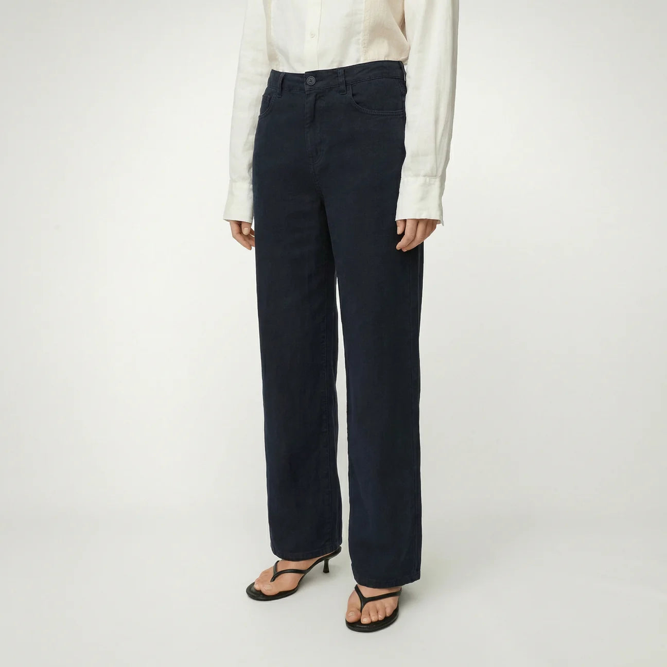 Lois Culotte - Mid Rise Wide Fit