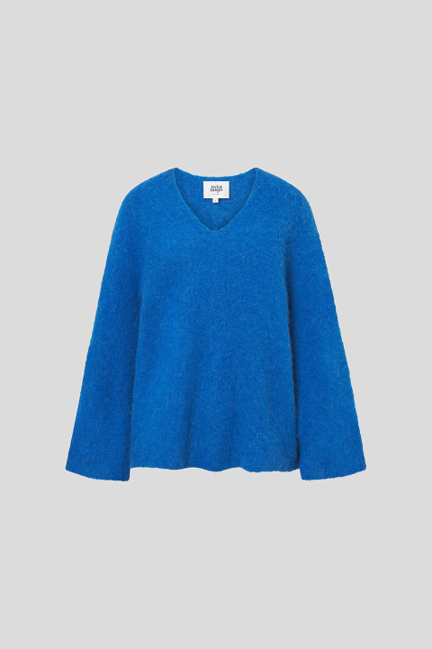 Nessia knitted sweater