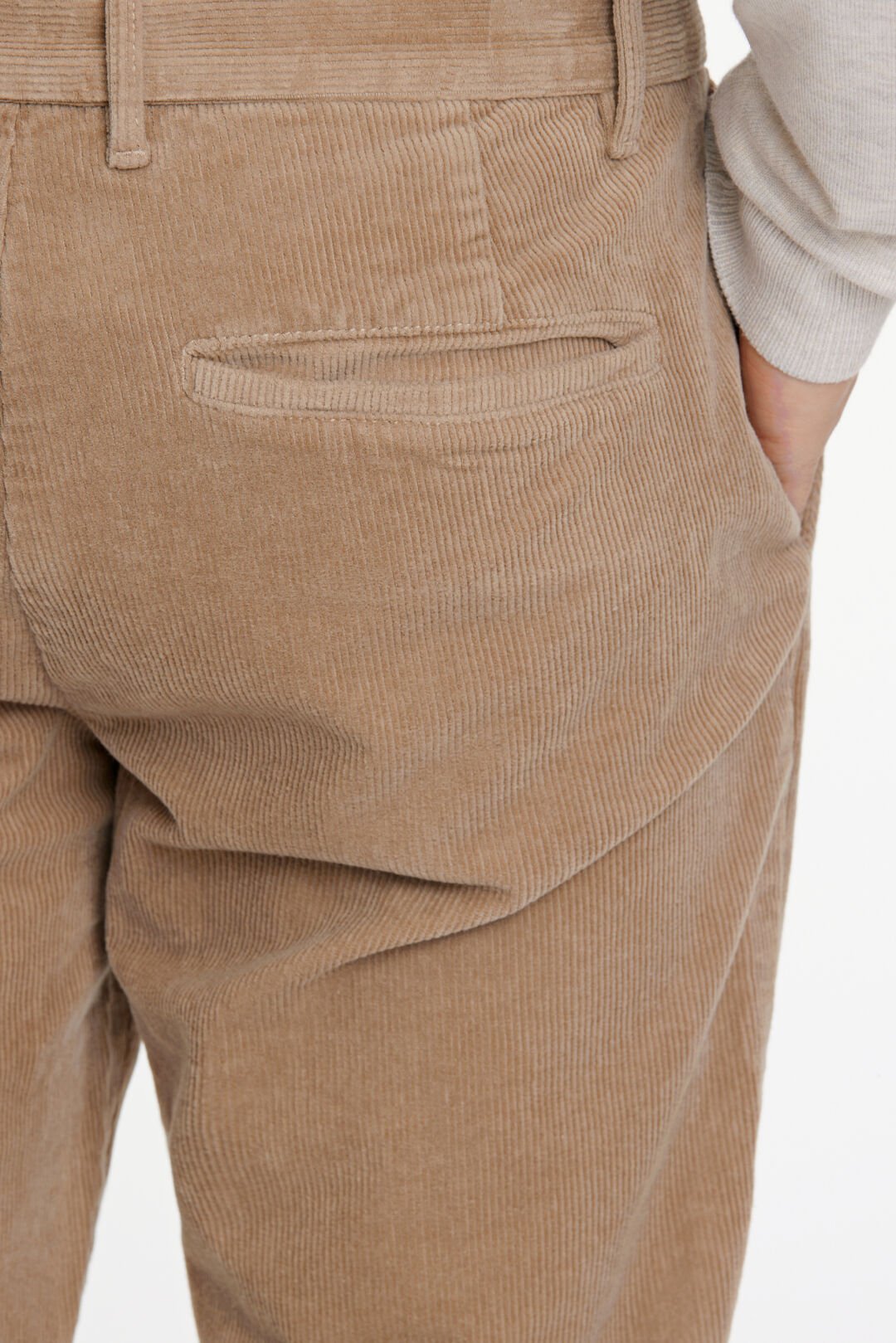 Cropped corduroy pants