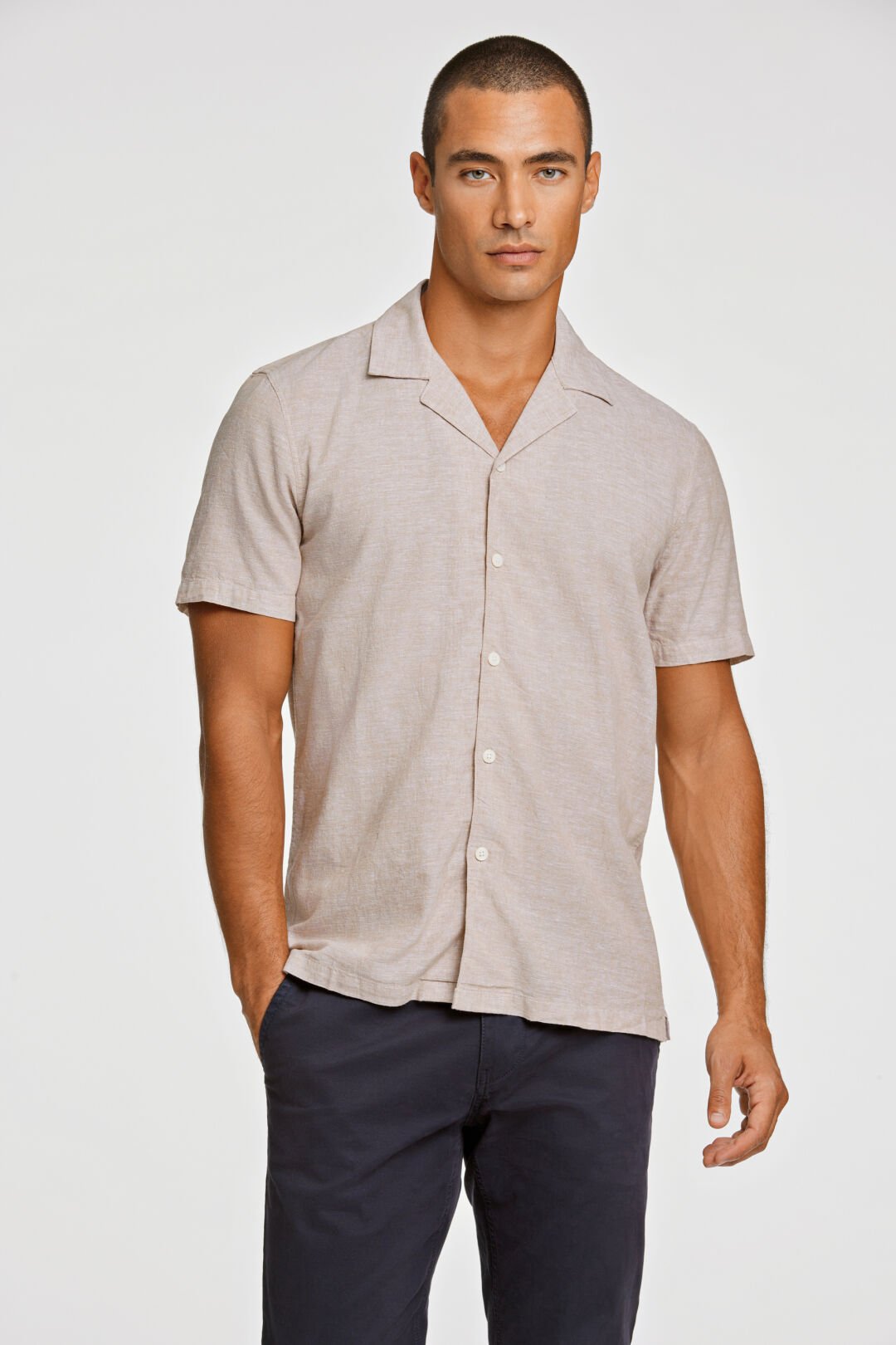 Lindbergh Linneskjorta relaxed fit sand