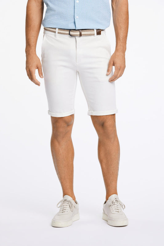 Chino shorts with belt Off white