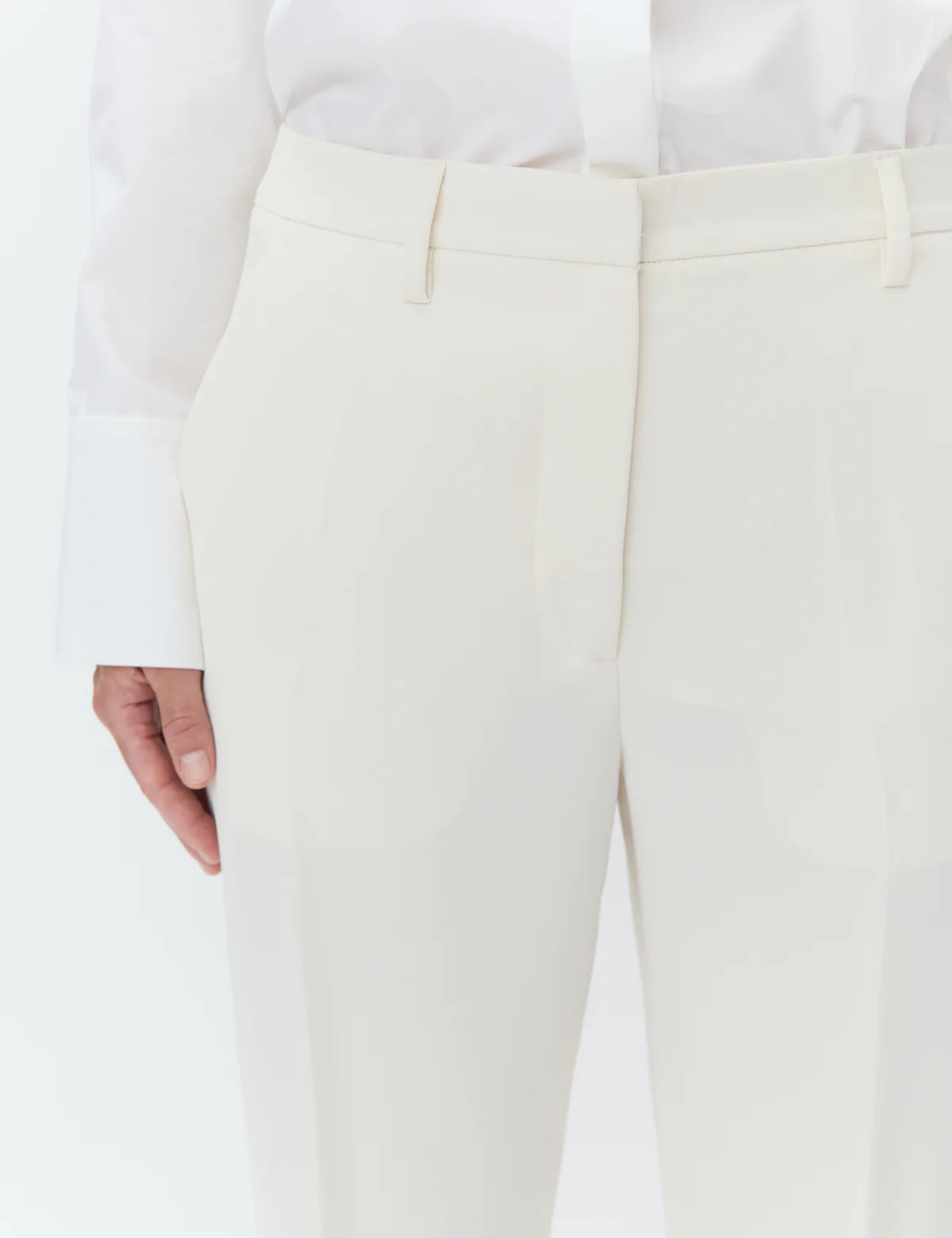 CLASSIC LADY
CLASSIC GABARDINE - IVORY SHADE - TROUSERS