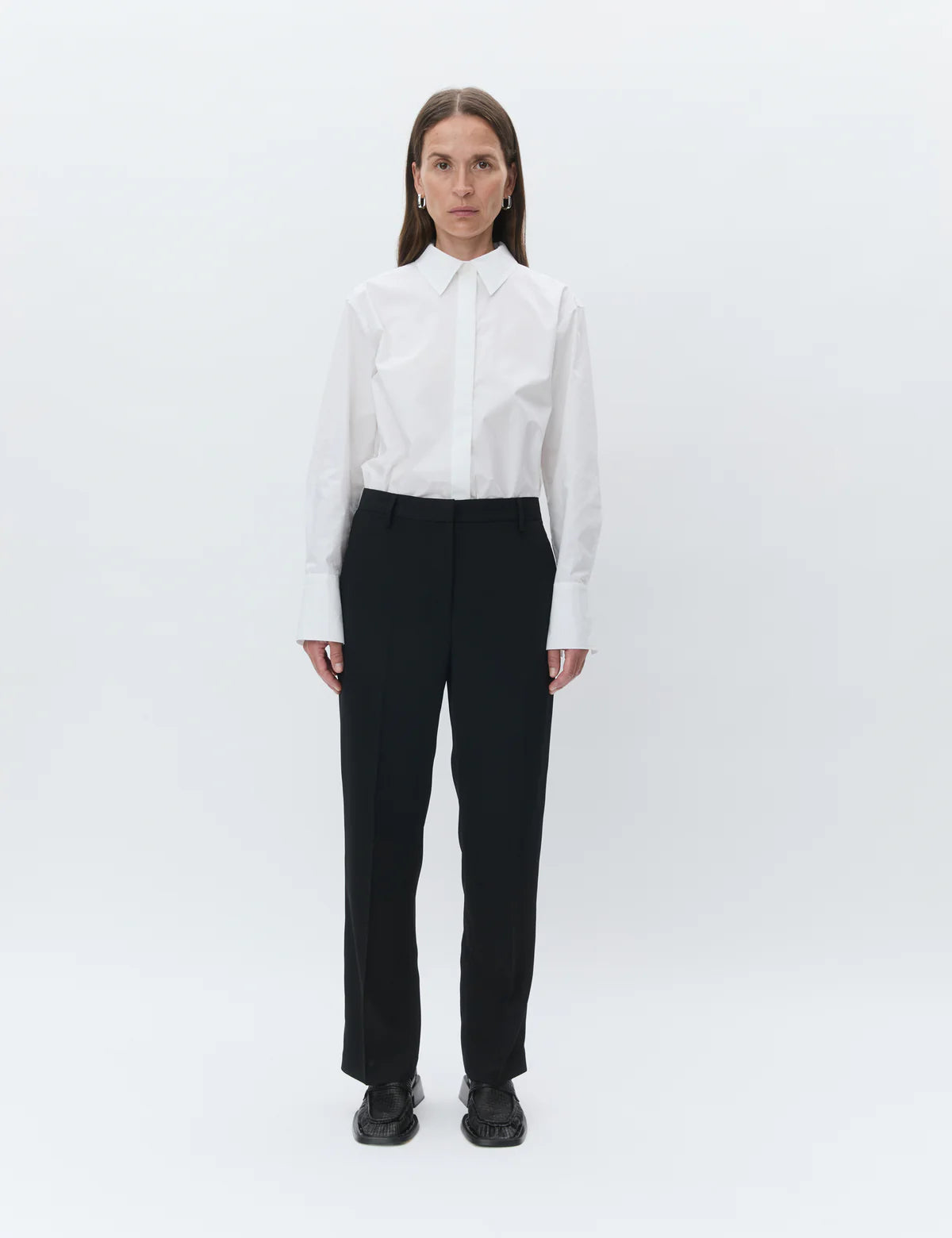 CLASSIC LADY
CLASSIC GABARDINE - BLACK