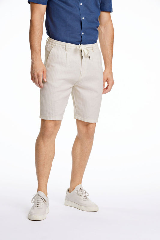 Linne shorts white
