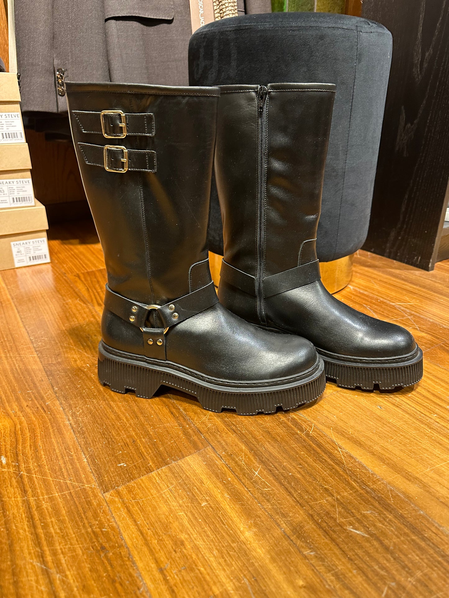 SAVANA NEGRO H-CLASI