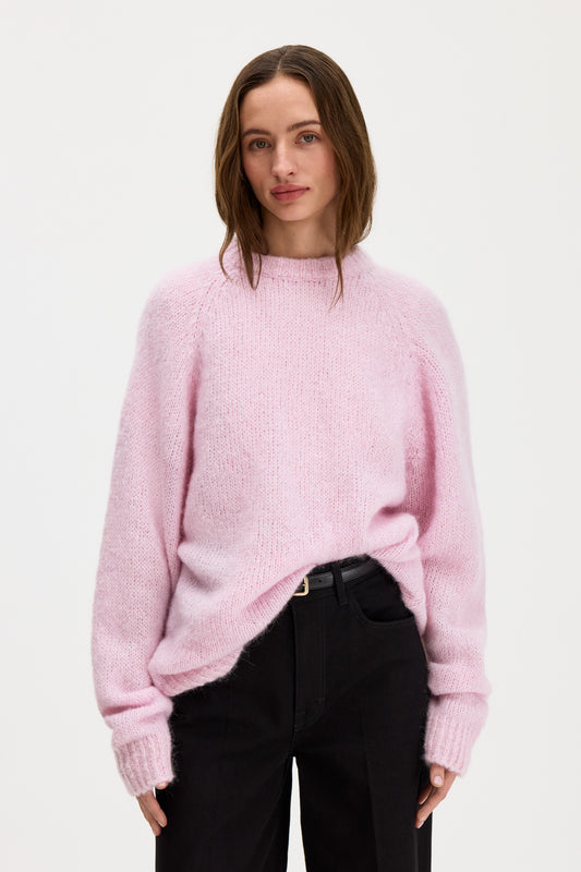 Filippa K- Hairy Alpaca V-Neck sweater -light pink